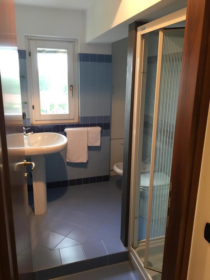 Adige Penthouse Aparthotel Verona Exteriör bild
